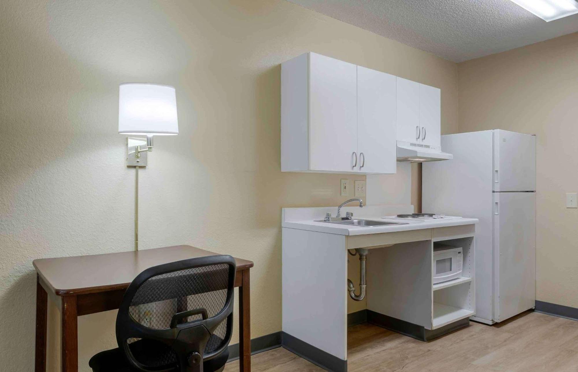 Extended Stay America Suites - Atlanta - Marietta - Powers Ferry Rd Sandy Springs Εξωτερικό φωτογραφία
