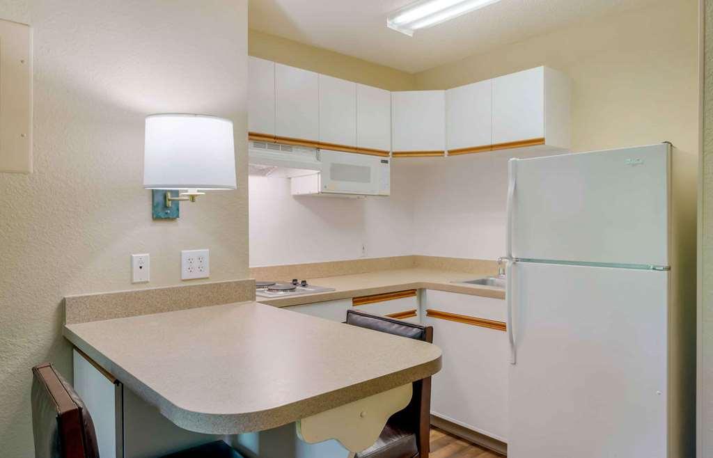Extended Stay America Suites - Atlanta - Marietta - Powers Ferry Rd Sandy Springs Δωμάτιο φωτογραφία